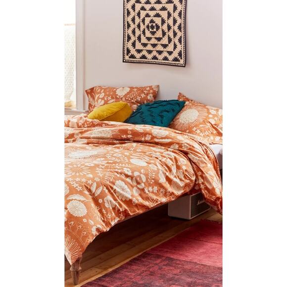 Urban Outfitters Home Shelby Woodblock Floral Duvet Cover Gold Queen/Full - Picture 1 of 6